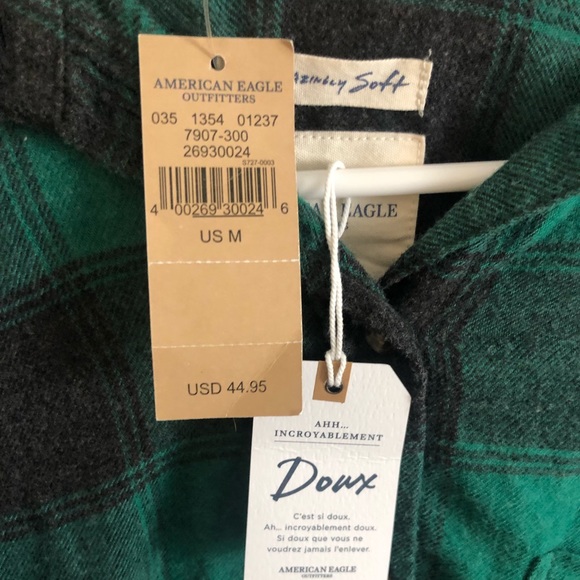 Green flannel - Picture 3 of 3